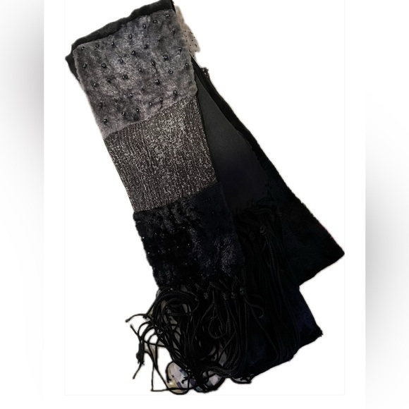 Collection of 3 long crushed, burnout, beaded velvet scarves. Elegant, luxurious - Picture 8 of 11